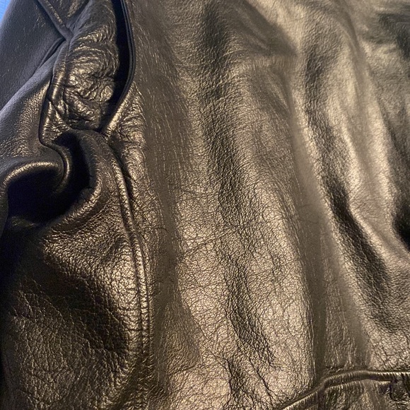 Bonus Leather Jacket - Picture 6 of 6